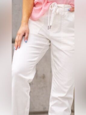 Judy Blue High Rise Drawstring Jeans in White work weekend SZ 11/30 never worn